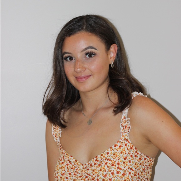 Meet your Posher, Isabel - Picture 1 of 1